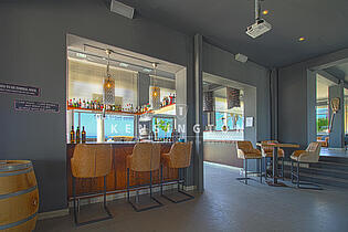 Villa en Ciudad Jardin bar