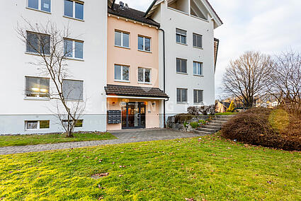 Eingang 4.5 Zi-Gartenwohnung Istighofen