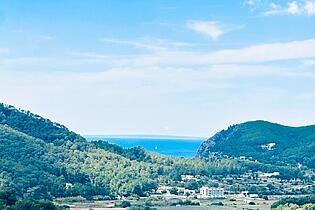 KPI1306 - Adosado en venta - Stadthaus zu verkaufen - Townhouse for sale - Townhouse te koop - www.kensington-ibiza.com - Noelle Politiek