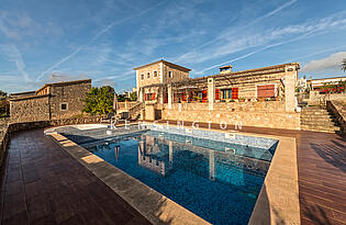 Stadthaus in Pòrtol Mallorca pool