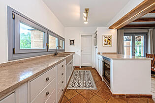 Living/dining/kitchen