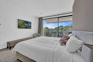 Master bedroom villa Costa d´en Blanes