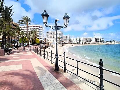KPI1384 - Local en venta - Gewerbeimmobilie zu verkaufen - Commercial property for sale - Lokaal te koop - www.kensington-ibiza.com - Noelle Politiek