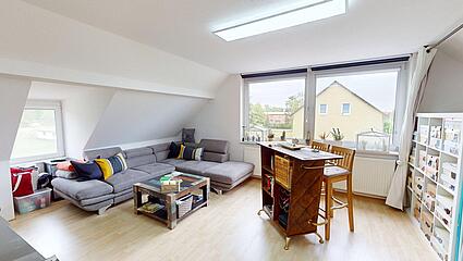 Wohnzimmer DG