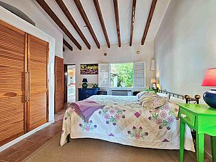 22 - Bedroom2