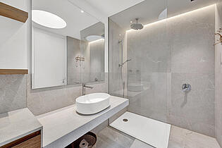 Bathroom en suite 2nd master bedroom house Sol de Mallorca