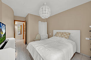 Master bedroom 2