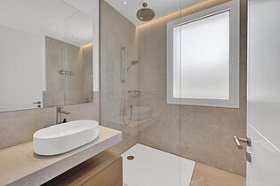 5th Bathroom en suite 5th master bedroom 2