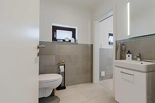 Badezimmer EG