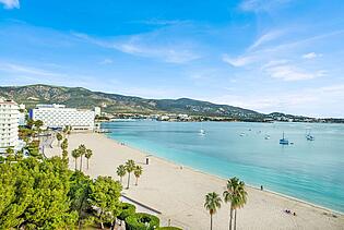 Sea view apartment in Palmanova
