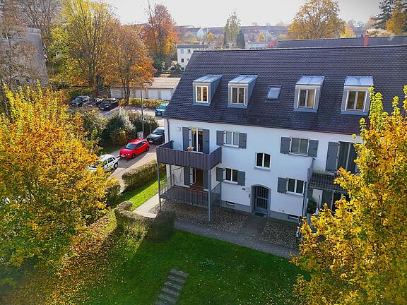 Freundliches 5-Parteien-Haus. Freundliches 5-Parteien-Haus.