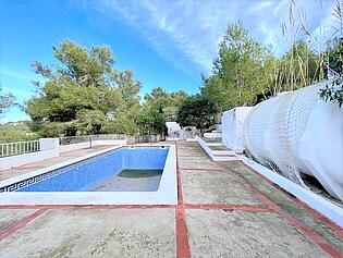 KPI1055 - Villa en venta - Villa zu verkaufen - Villa for sale - Villa te koop - www.kensington-ibiza.com - Noelle Politiek