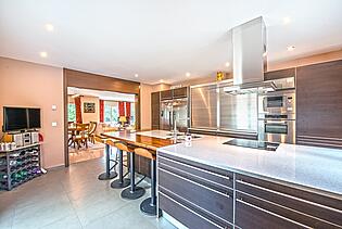 Kitchen in property Mallorca for sale