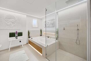 Master bathoom 