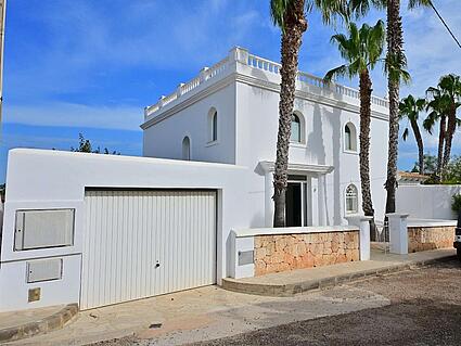 KPI1441 - Villa en venta - Villa zu verkaufen - Villa for sale - Villa te koop -Noelle Politiek