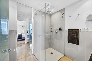 Bathroom in Melia South Beach 