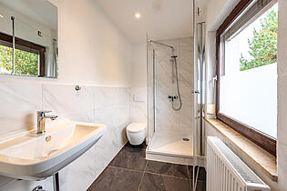 Badezimmer EG