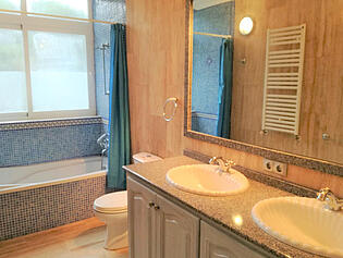 KPI1254 - Villa en venta - Villa zu verkaufen - Villa for sale - Villa te koop - www.kensington-ibiza.com - Noelle Politiek