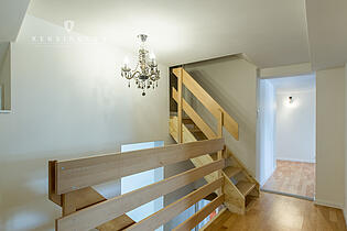 KZO00046 Rustikaler 5.5 Zimmer Mittelflarz mit Ausbaupotential in Wildberg
