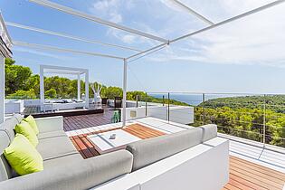 Sea view roofterrace in Cala Vinyas luxury property