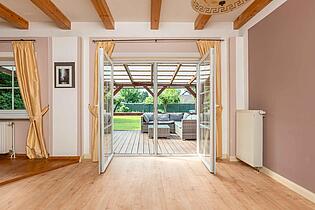 Esszimmer Blick zur Terrasse