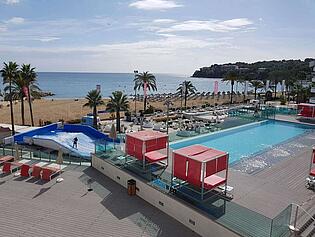 Wavehouse apartment for sale in first sealine Majorca Magaluf