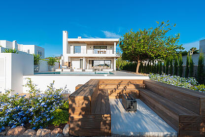 KPI1337 - Villa en venta - Villa zu verkaufen - Villa for sale - Villa te koop - www.kensington-ibiza.com - Noelle Politiek