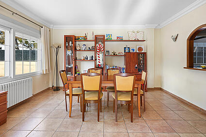 4. Dining area