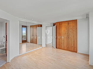 KZO00067 Einmalige Gelegenheit - 7.5 Zimmer Einfamilienhaus an wunderbarer Aussichtslage in Wernetshausen - Zimmer OG