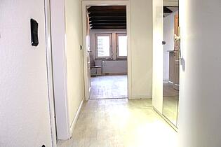 Flur mit Schrank