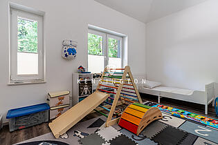 Kensington_KSH_370_Kinderzimmer/Schlafzimmer_Stuhr