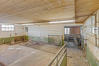 KZO00075A Natur pur - 4.5 Zimmer Einfamilienhaus mit Scheune und Grasland - Stall