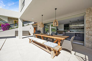 Outdoor terrace villa Costa d´en Blanes
