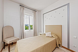 Bedroom IV