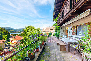 Terrasse mit Blickrichtung See