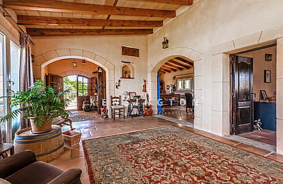 Finca Sencelles, Mallorca - dining area