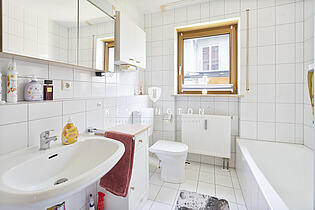 Badezimmer 1