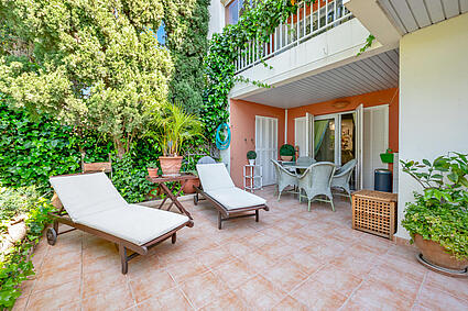 Garden apartment for sale