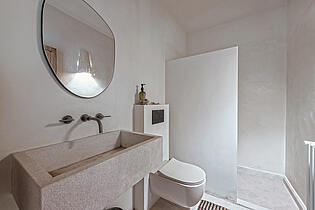 Bathroom 2 (ground floor)