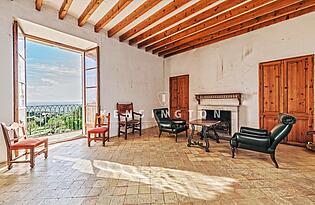 Manor house with views in Binissalem, Mallorca 