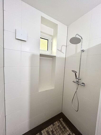 Dusche-EG
