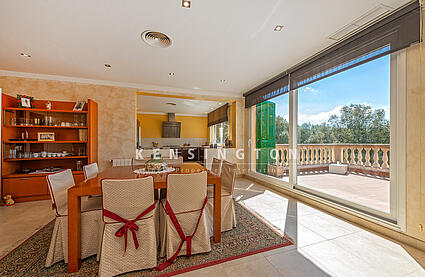 Finca in Algaida Dining area