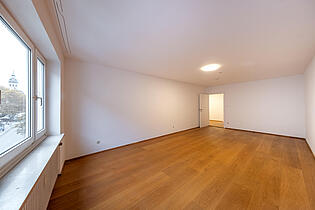 Wohnzimmer mit viel Platz