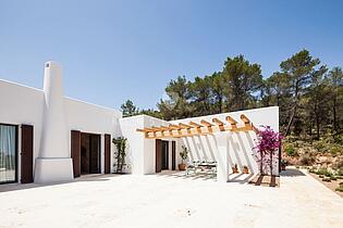 KPI1037 - Villa en venta - Villa zu verkaufen - Villa for sale - Villa te koop - www.kensington-ibiza.com - Noelle Politiek
