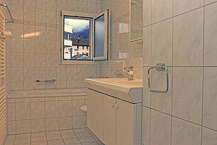 4.5 Zimmer WHG Landquart Bad/WC