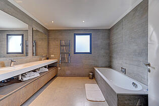 8. Bathoom in Sol de Mallorca