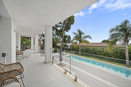 2. Swimming pool in Costa den Blanes 