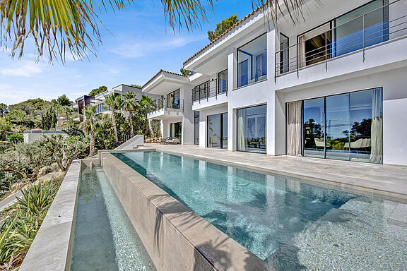 Sea view villa for sale Sea view villa for sale