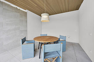 2nd Dining room 
