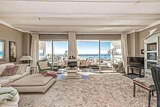 Living room with access to the terrace apartment in Portals Nous Mallorca for sale